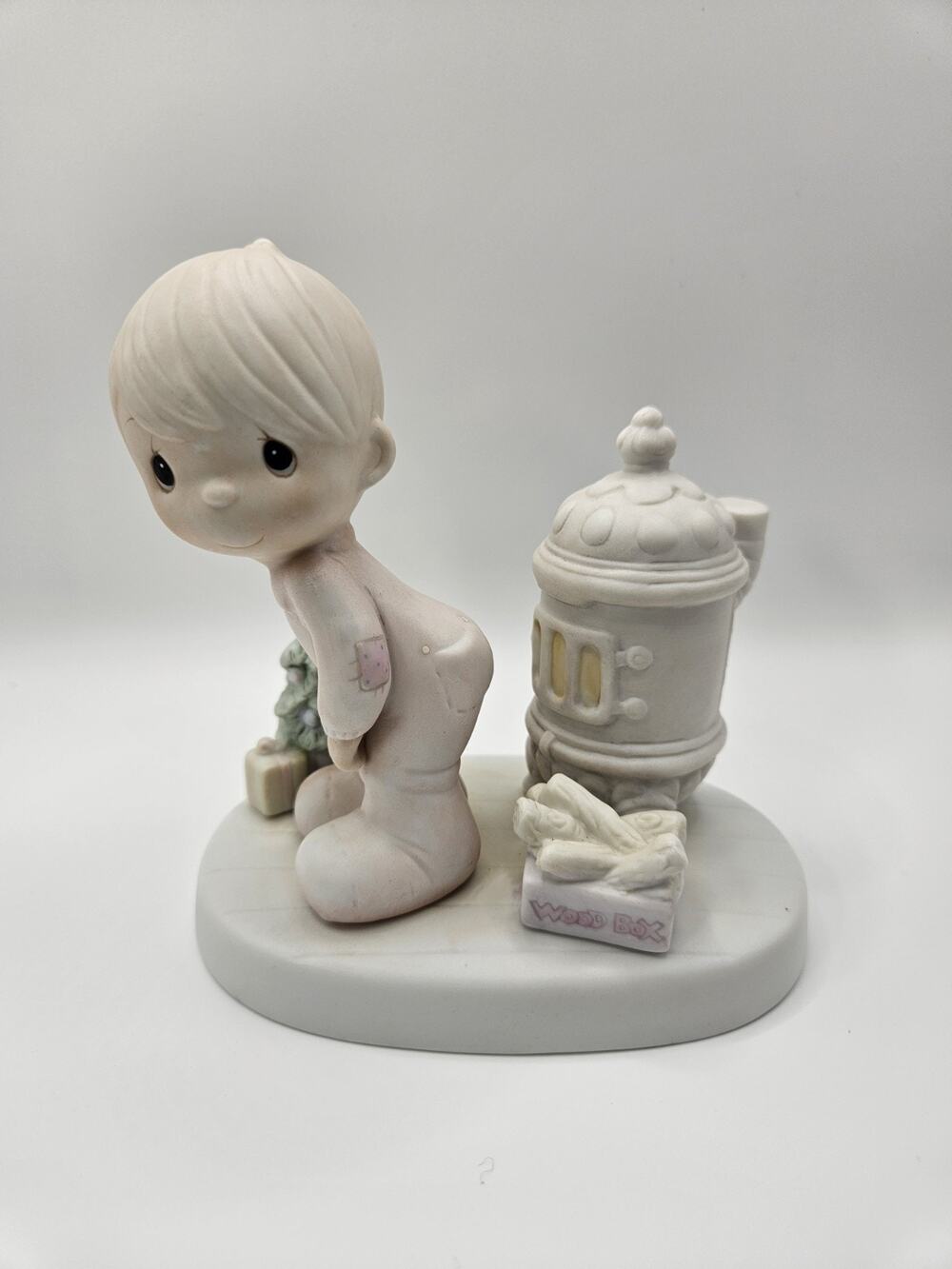 Precious Moments May Your Christmas Be Warm E-2348 1982 Enesco Vintage Figurine